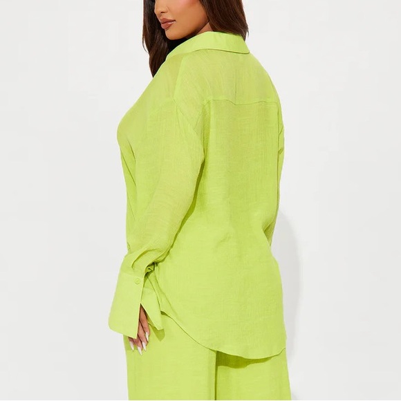 NWT Fashion Nova 'My Moment Gauze' wide arm green buttonup long sleeve top - Picture 3 of 11